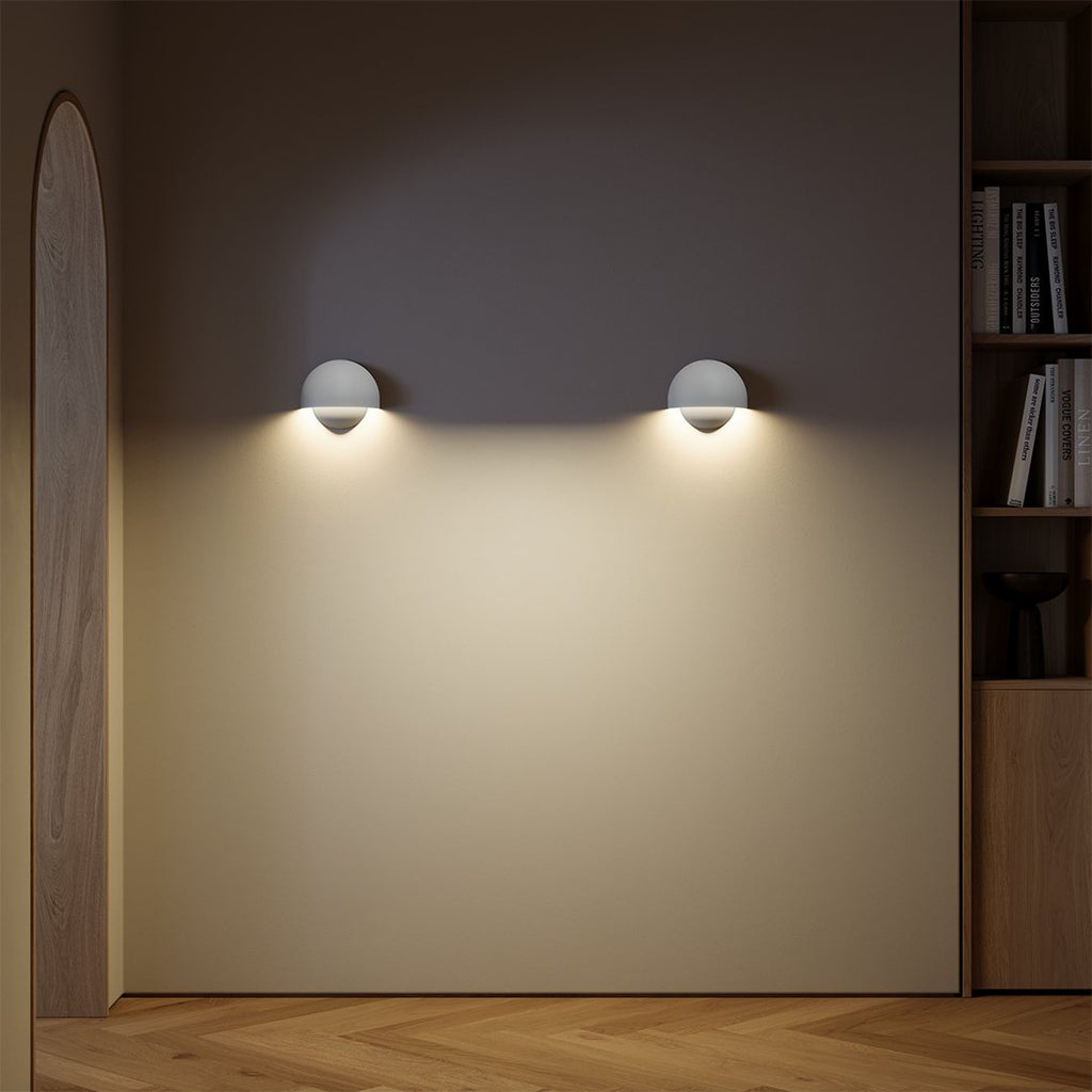Orion Rechargeable LED Wall Light – Modern Aluminium Sconce with Cordless Design