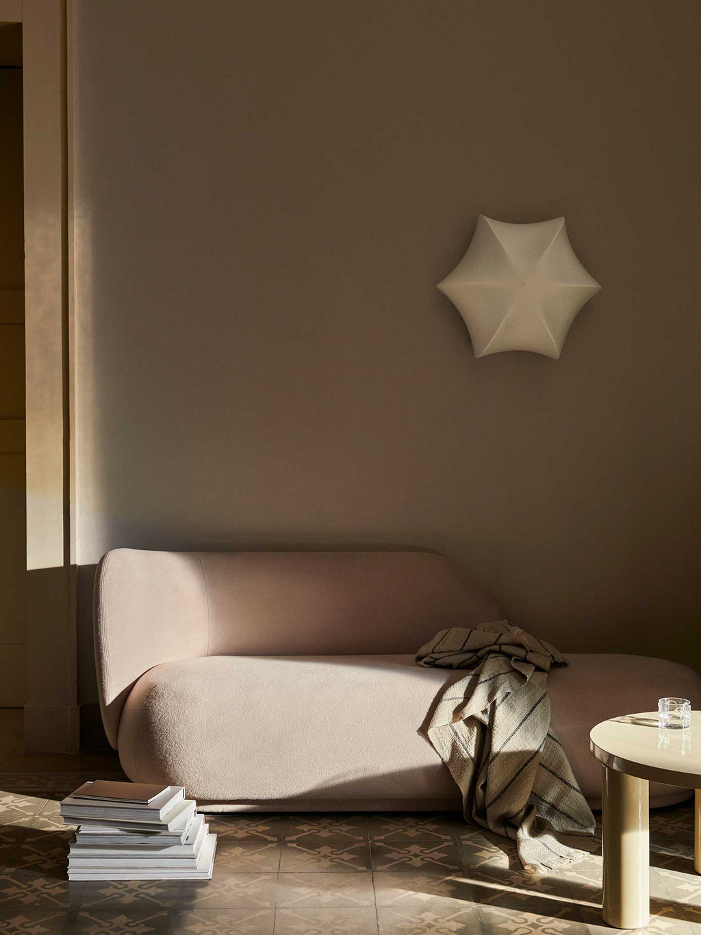 Poem Sculptural Wall Lamp