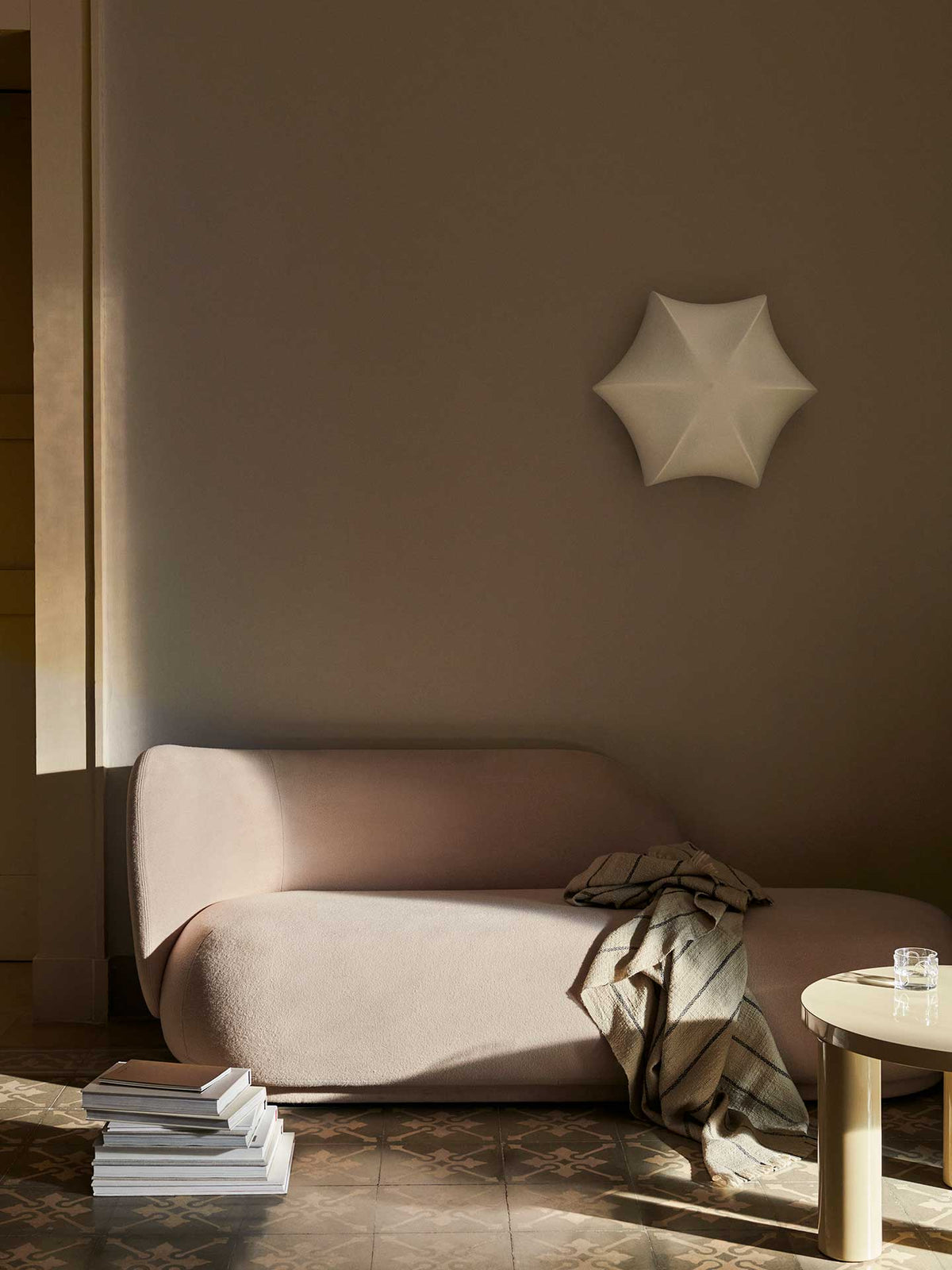 Poem Sculptural Wall Lamp