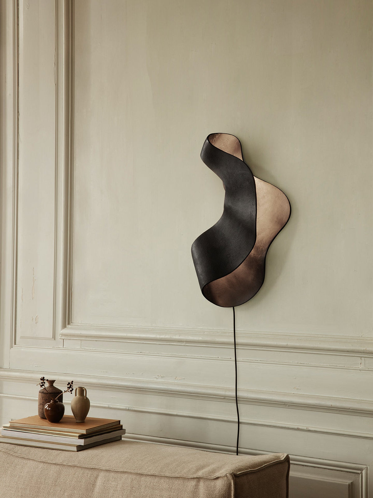 Oyster Sculptural Wall Lamp