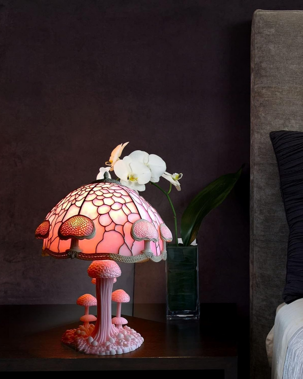 Mushroom Stained-Glass Table Lamp