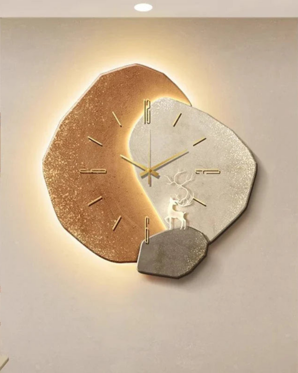 Lune Aura Clock