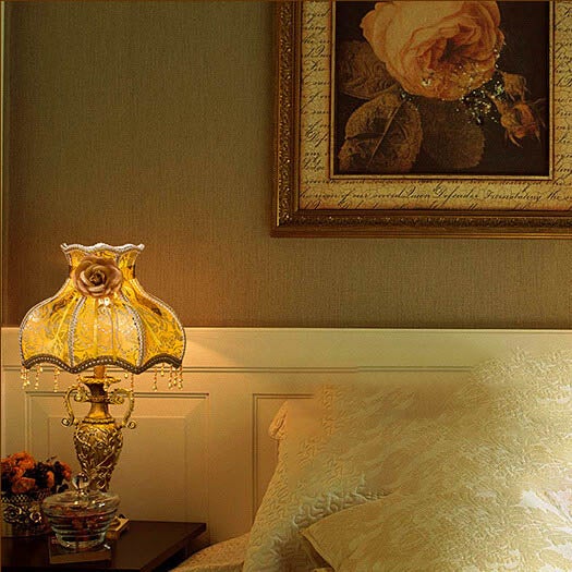 European Vintage Fabric Table Lamp
