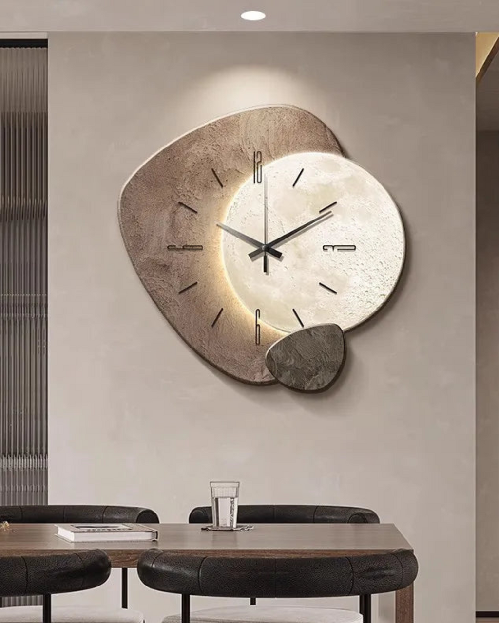 Lune Aura Clock