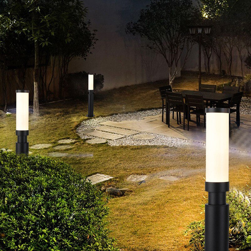 Lipstick LED Outdoor Floor Lamp