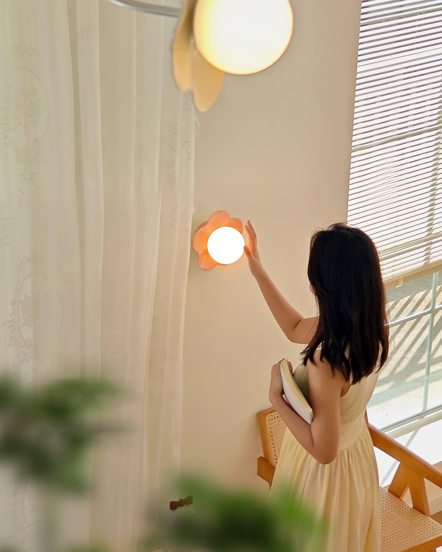 Arcore Resin Wall Sconce