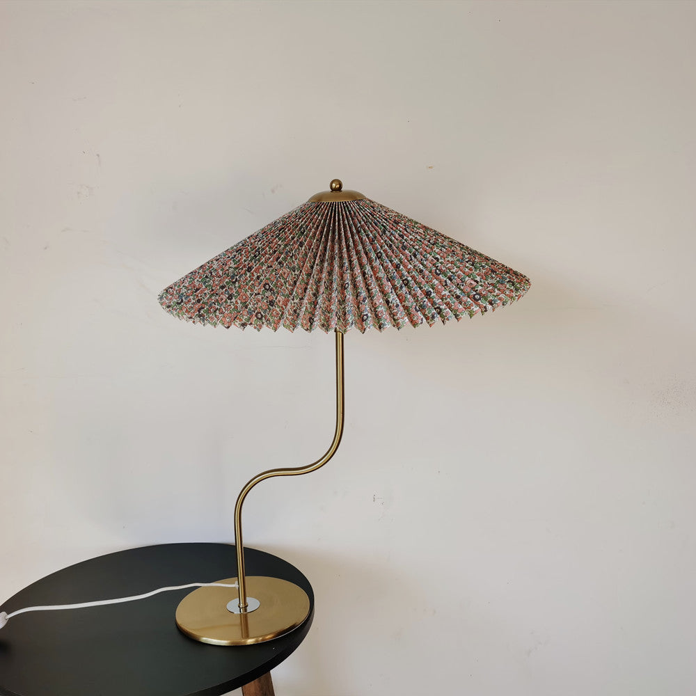 Retro Pleated Table Lamp