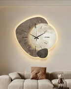 Lune Aura Clock