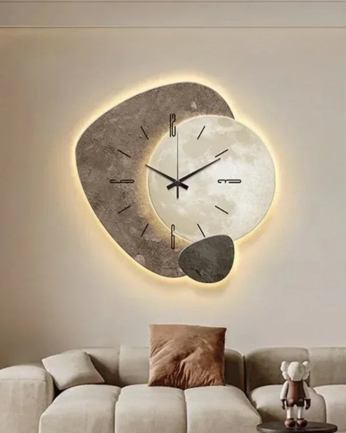 Lune Aura Clock