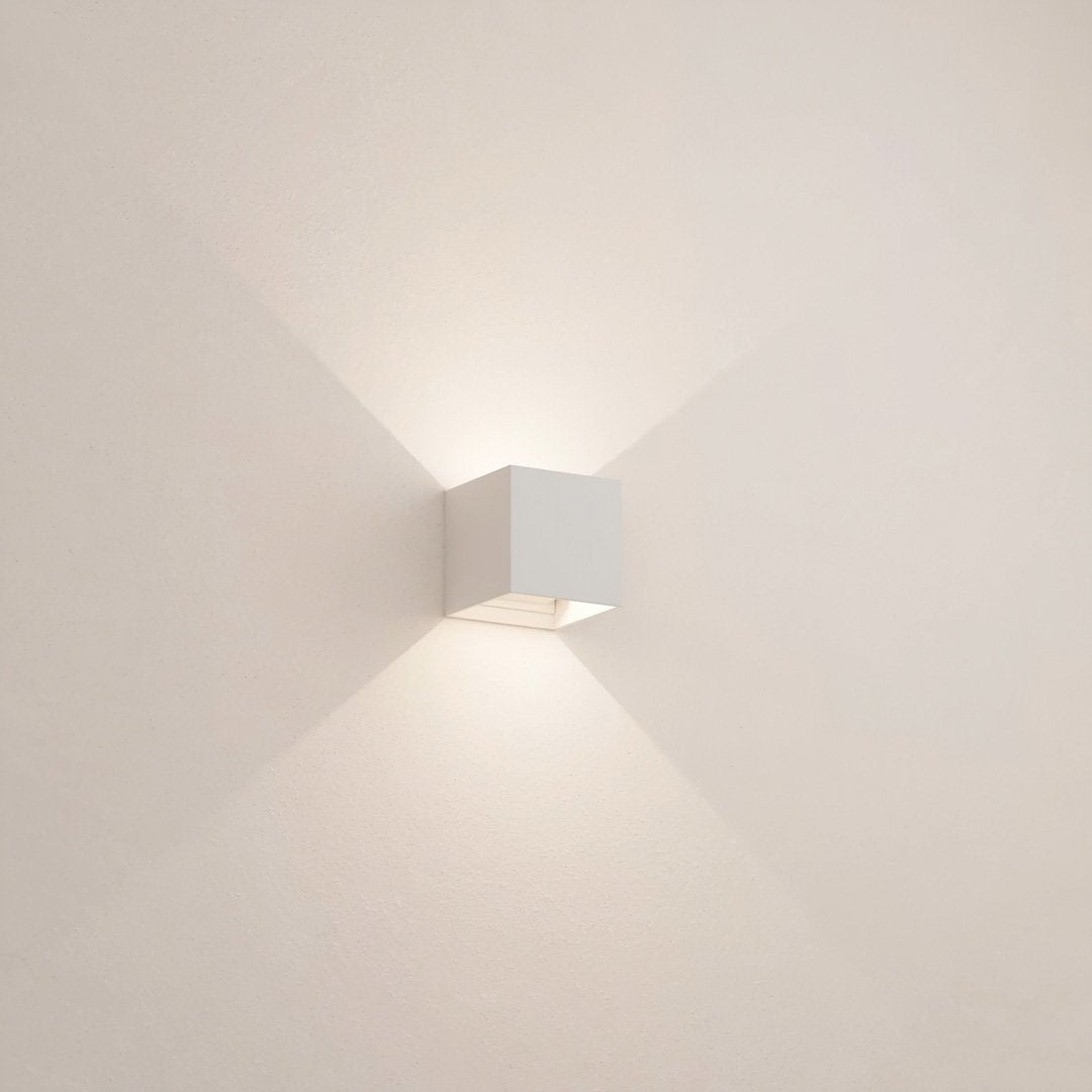 Xena Rechargeable LED Wall Light – Dimmable Black Aluminium Sconce