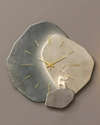 Lune Aura Clock