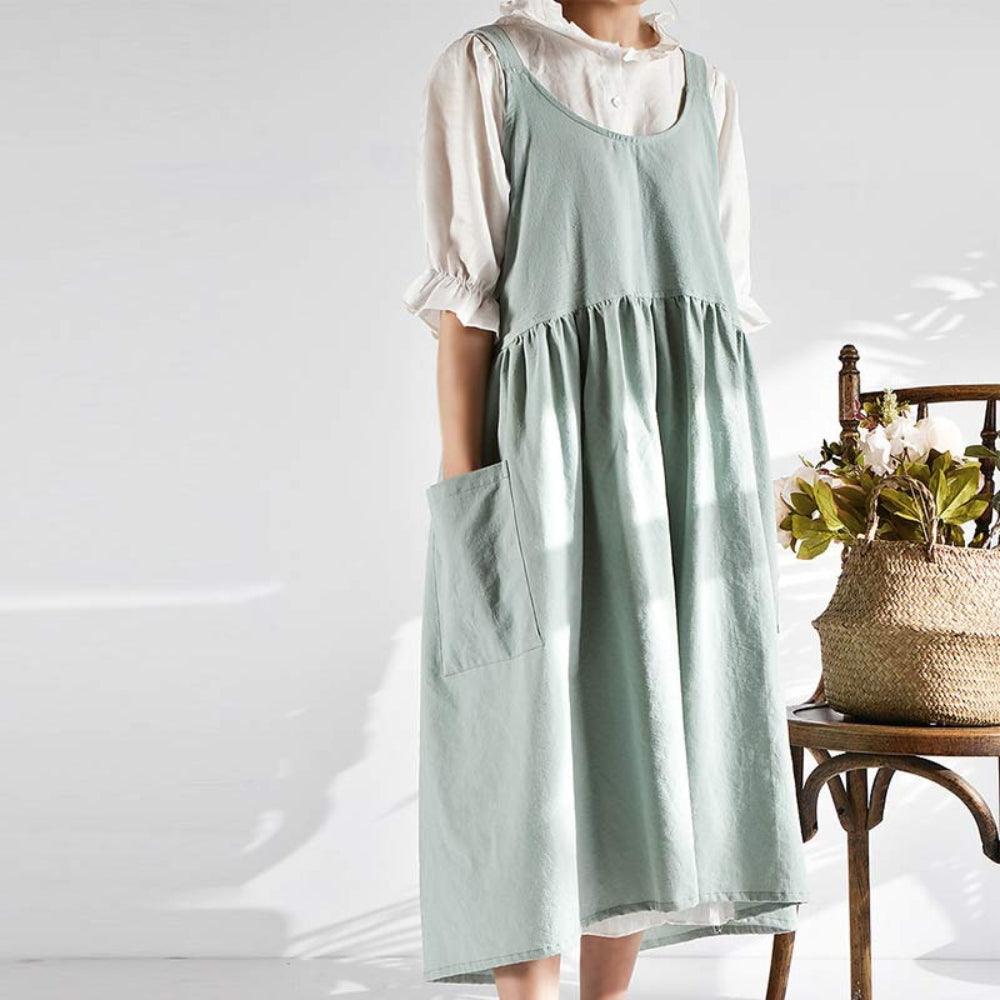 Cross-Back Apron with Pockets