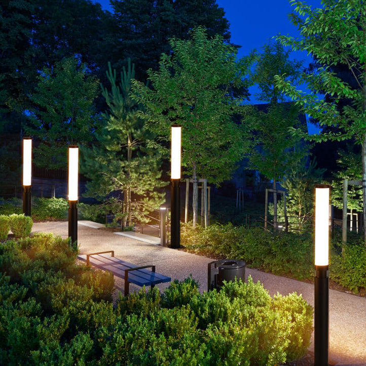 Lipstick LED Outdoor Floor Lamp