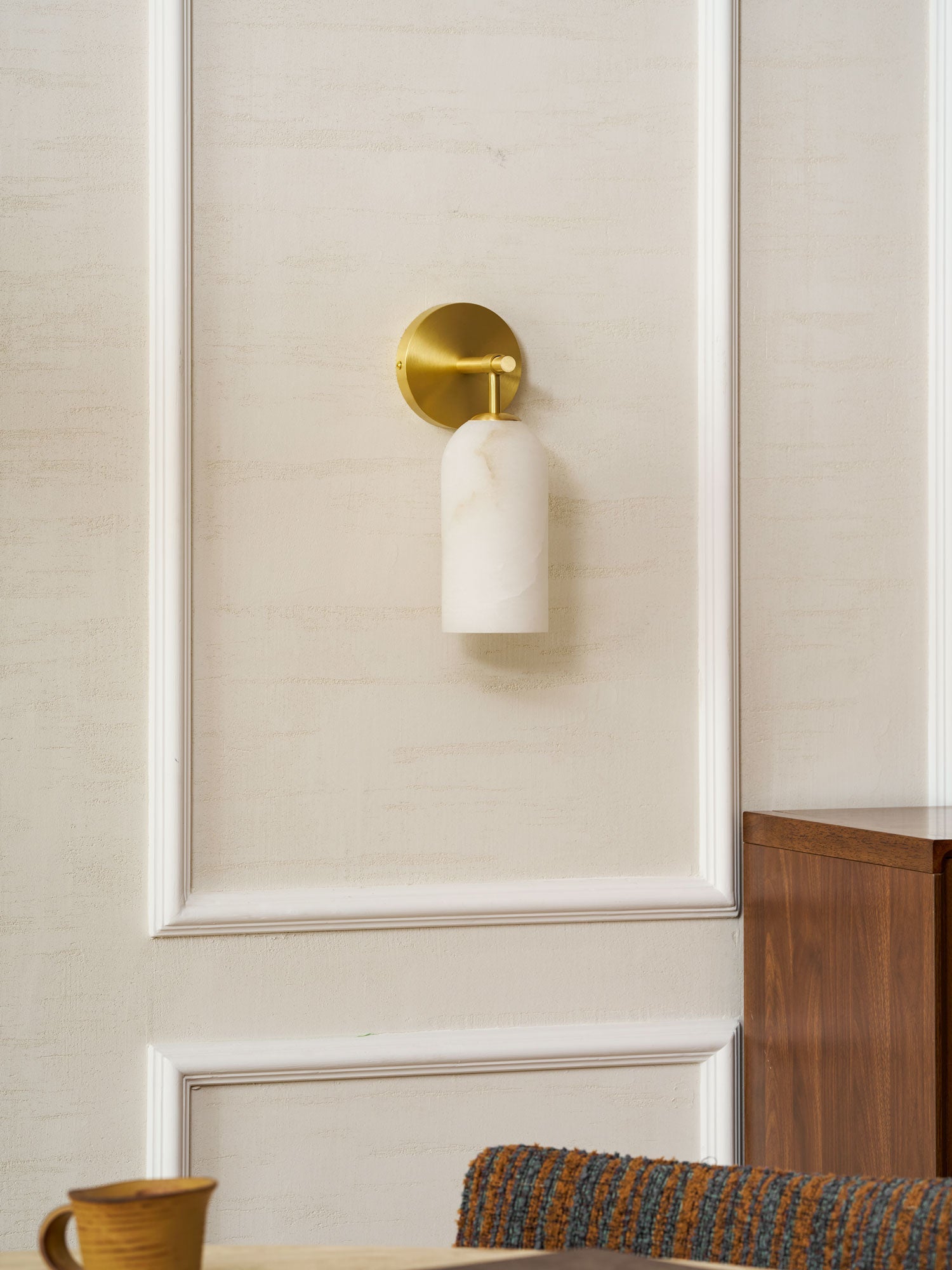 Alabaster Pillar Wall Sconce