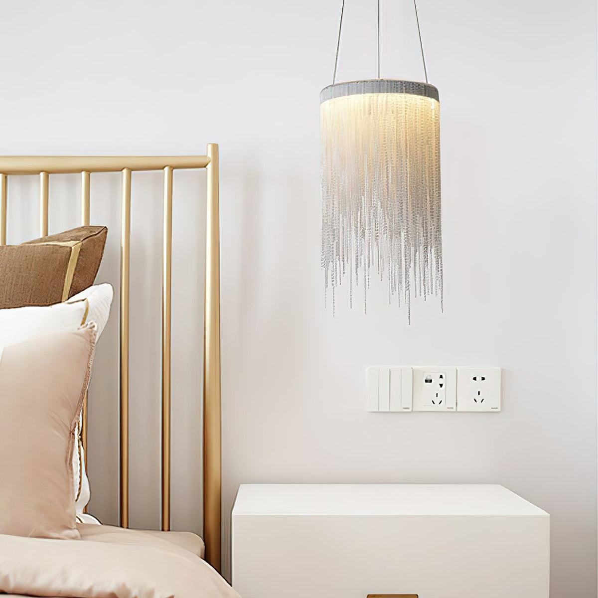Chain Tassel Pendant Light