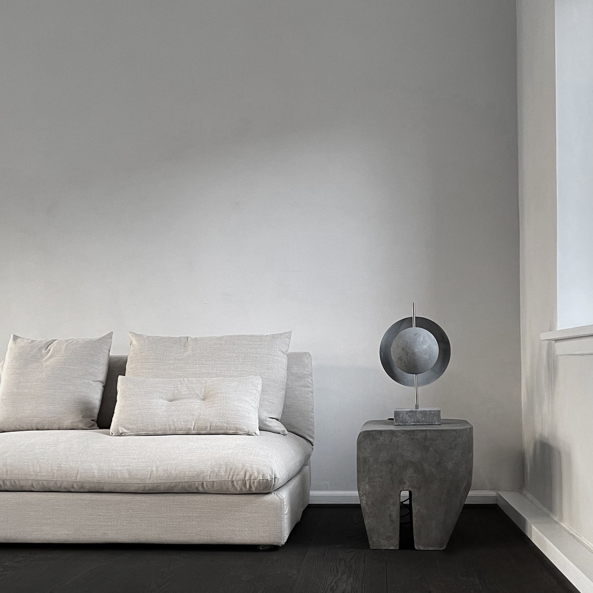 Dusk Sculptural Table Lamp