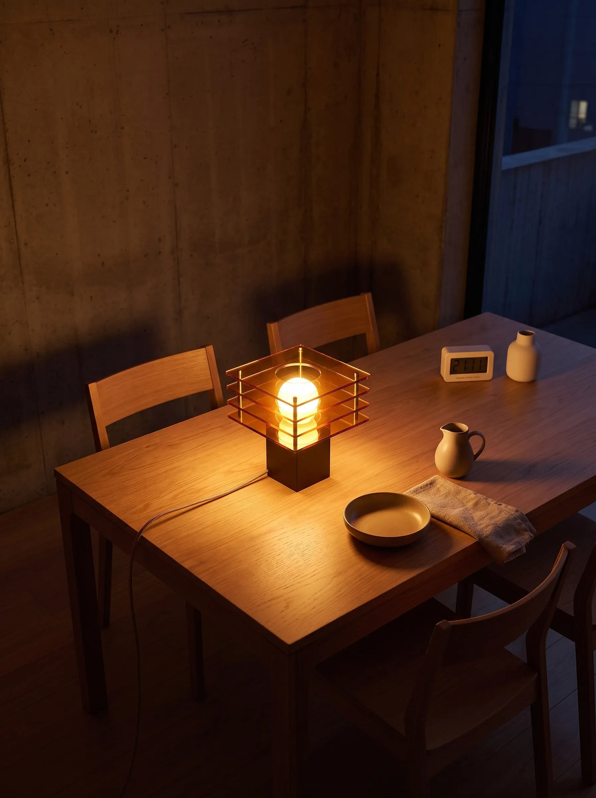 Layered Horizon Lamp