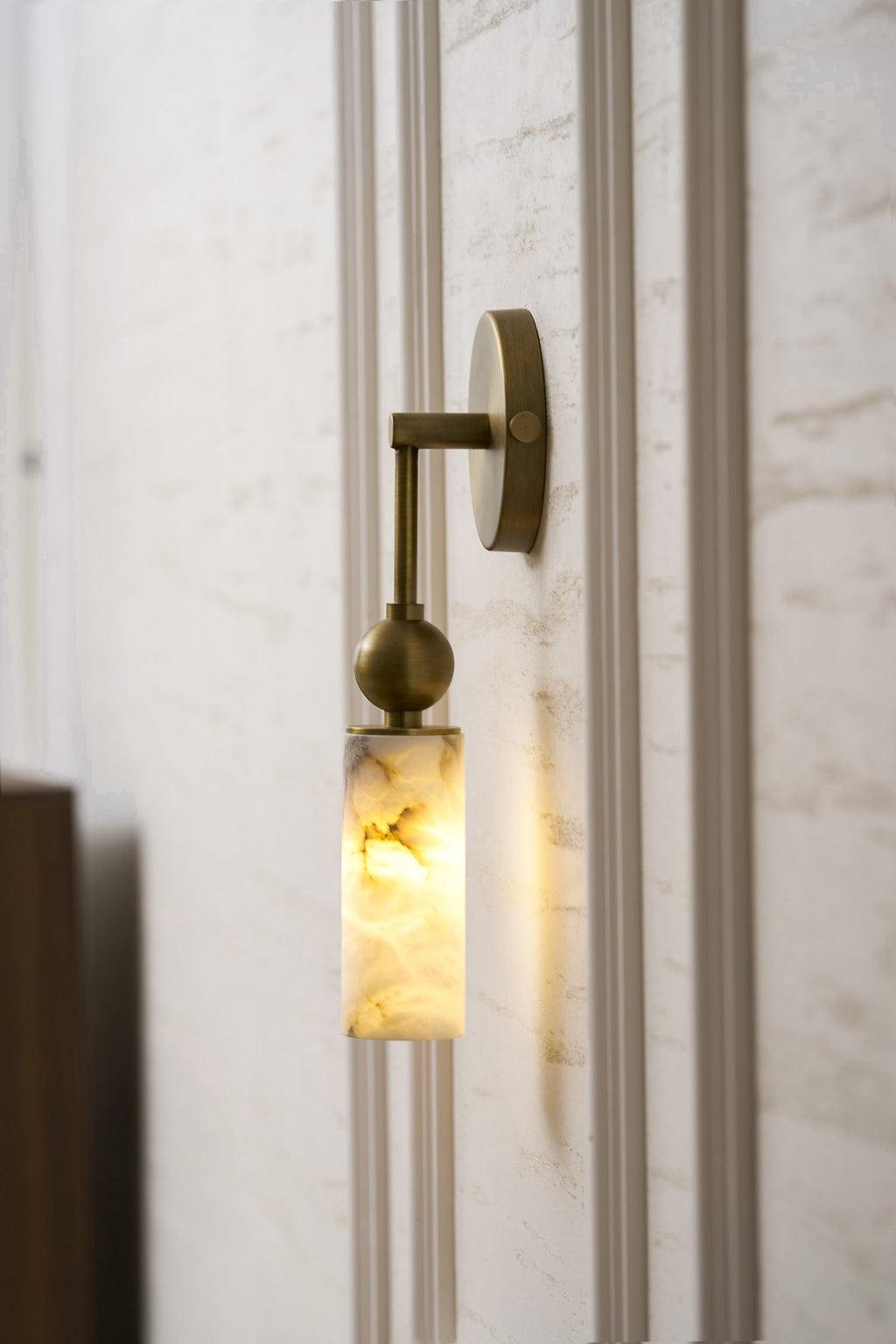 Harlin Sculptural Wall Lamp