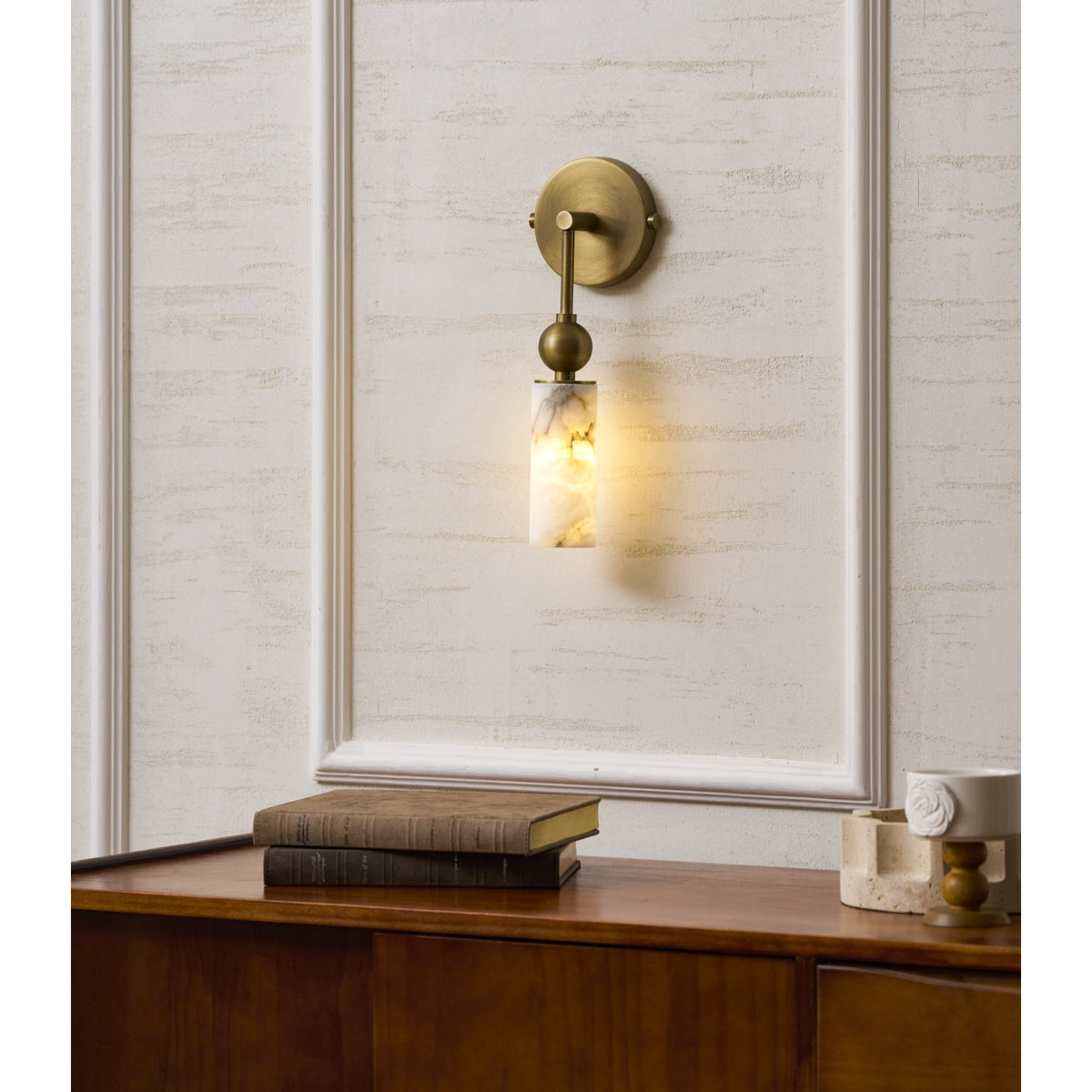 Harlin Sculptural Wall Lamp