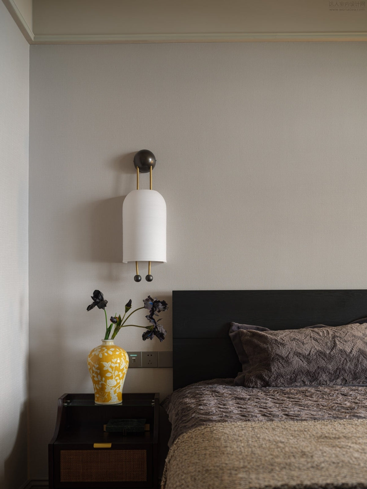 Lantern Glass Wall Sconce