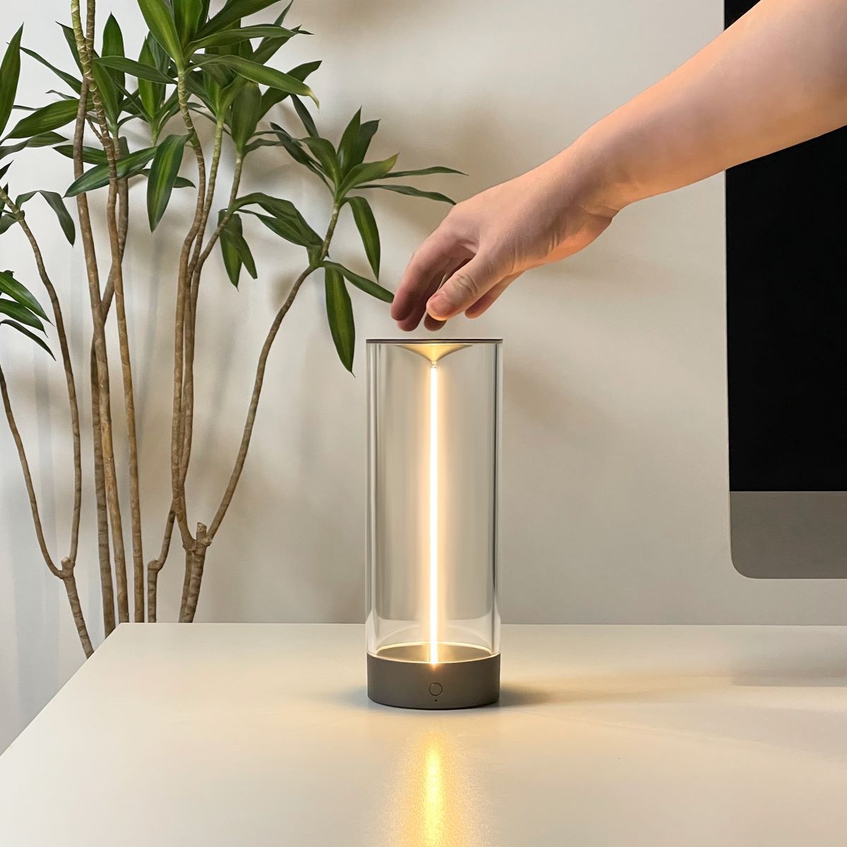LumoBeam Spiral LED Table Lamp