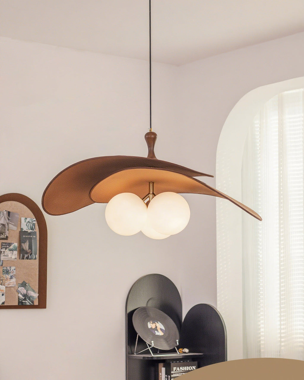 Lunetra Pendant Light