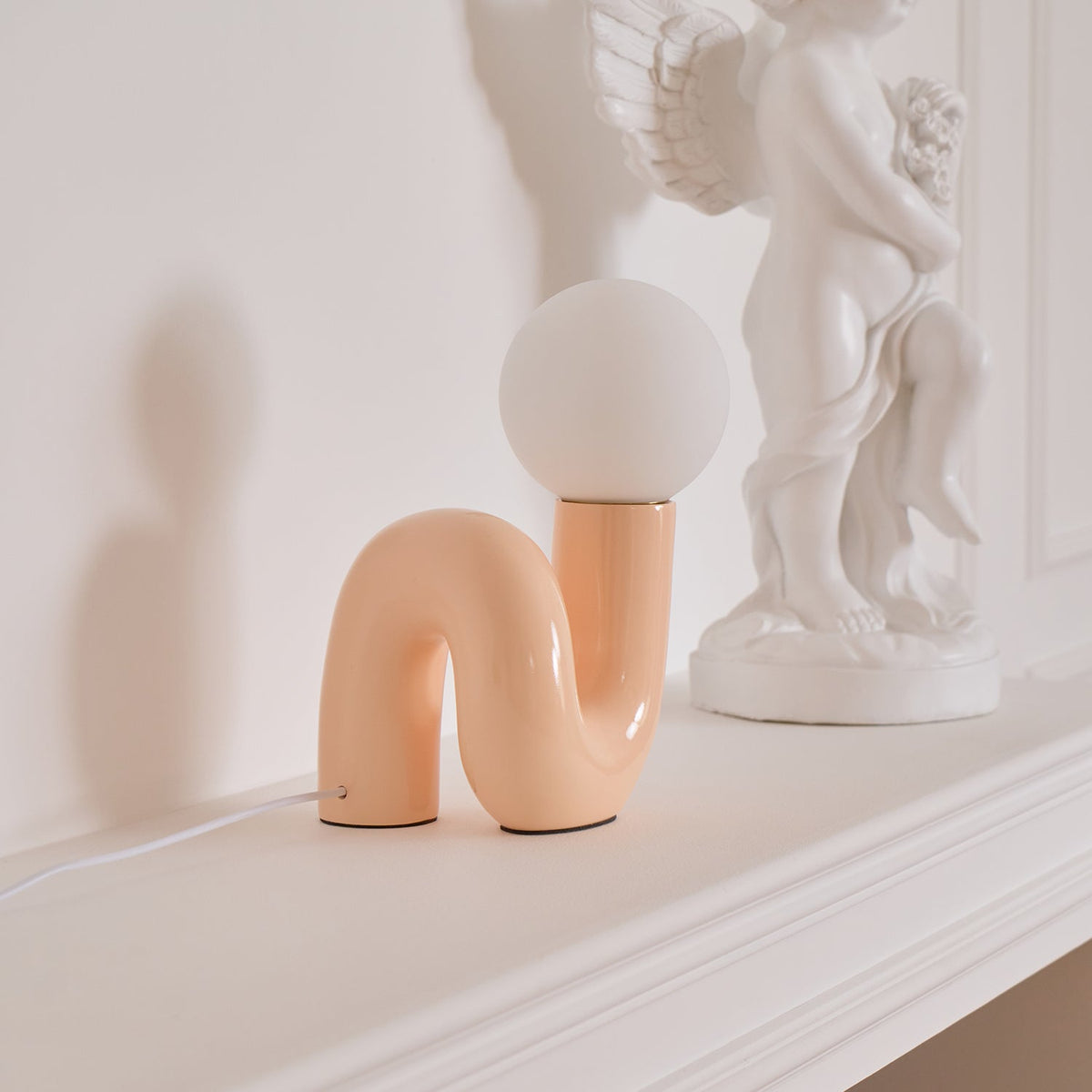 Neo Sculptural Table Lamp