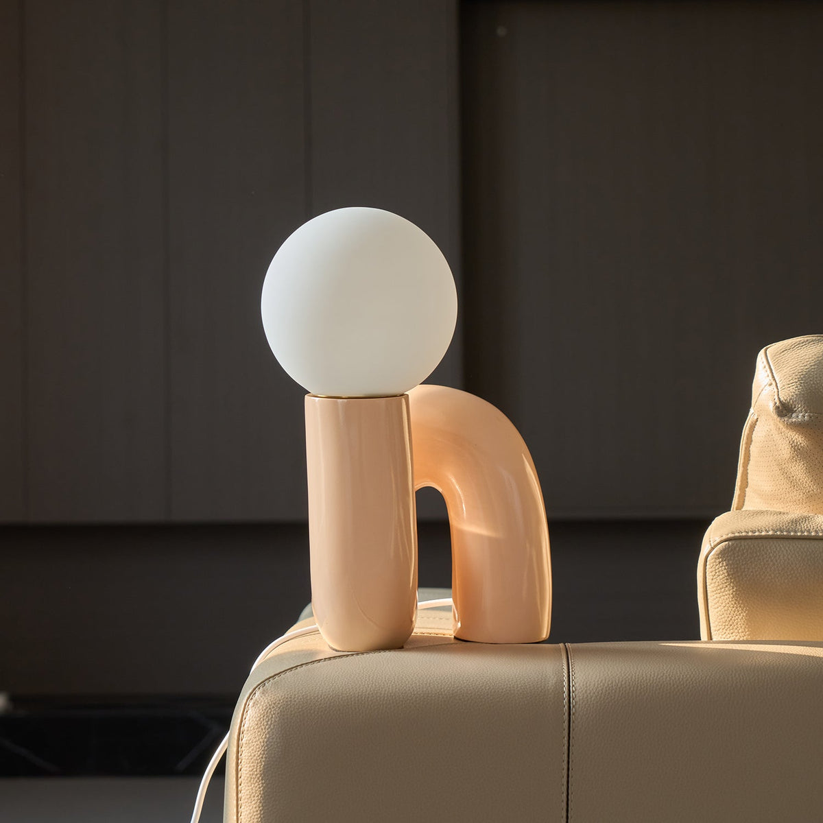 Neo Sculptural Table Lamp