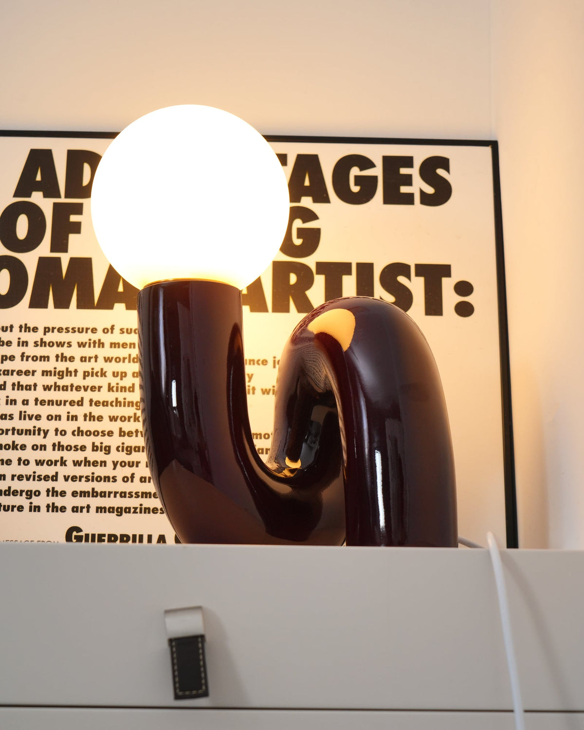 Neo Sculptural Table Lamp