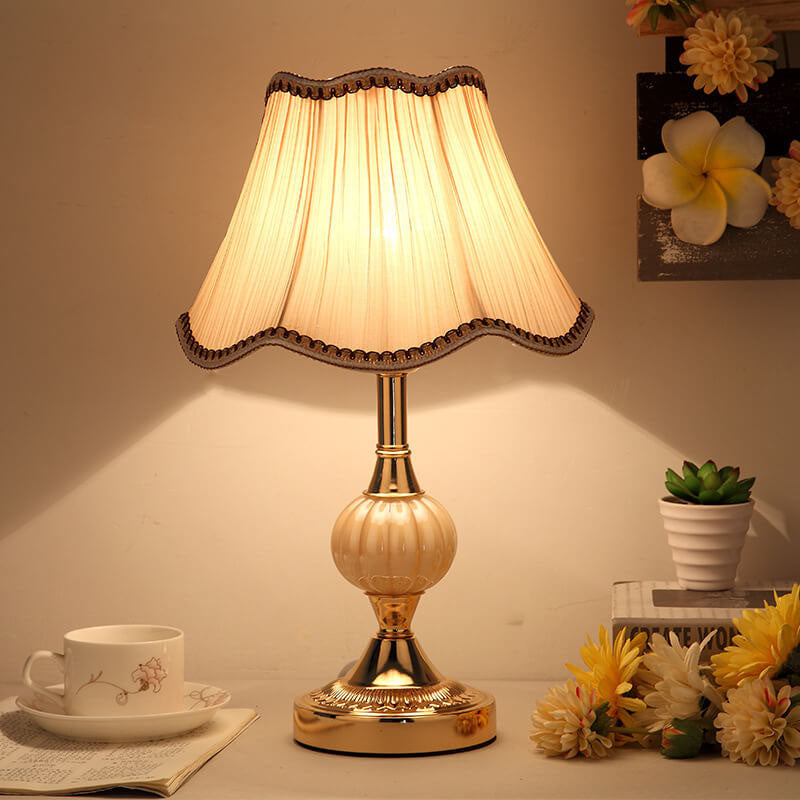Nordic Floral Glass Table Lamp