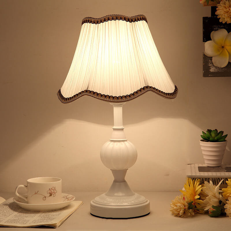 Nordic Floral Glass Table Lamp