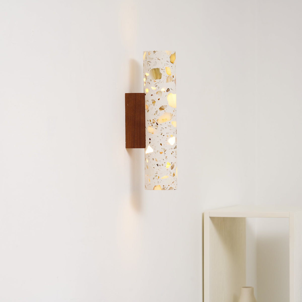 Solis Terrazzo Column Wall Lamp