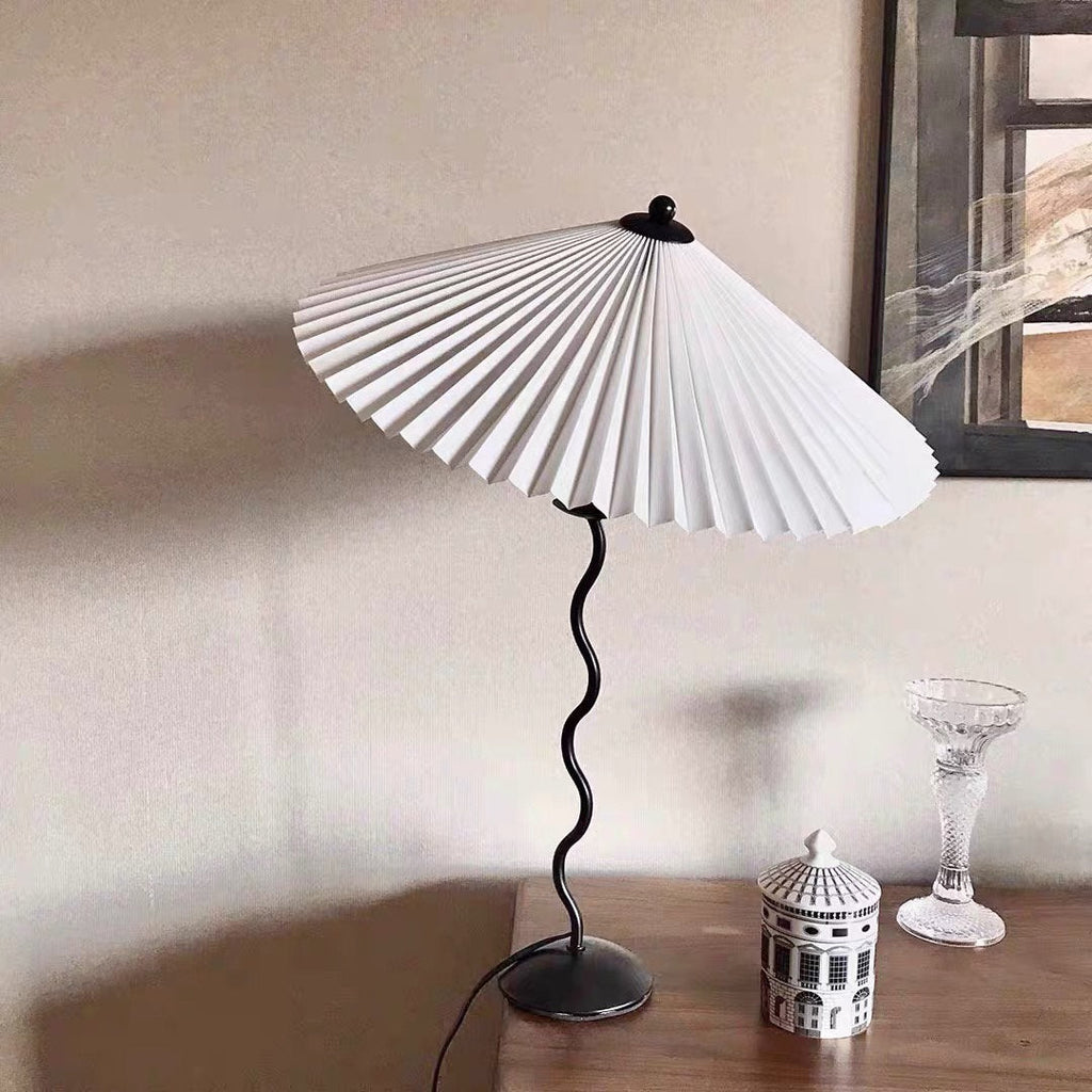 Squiggle Pleated Table Lamp