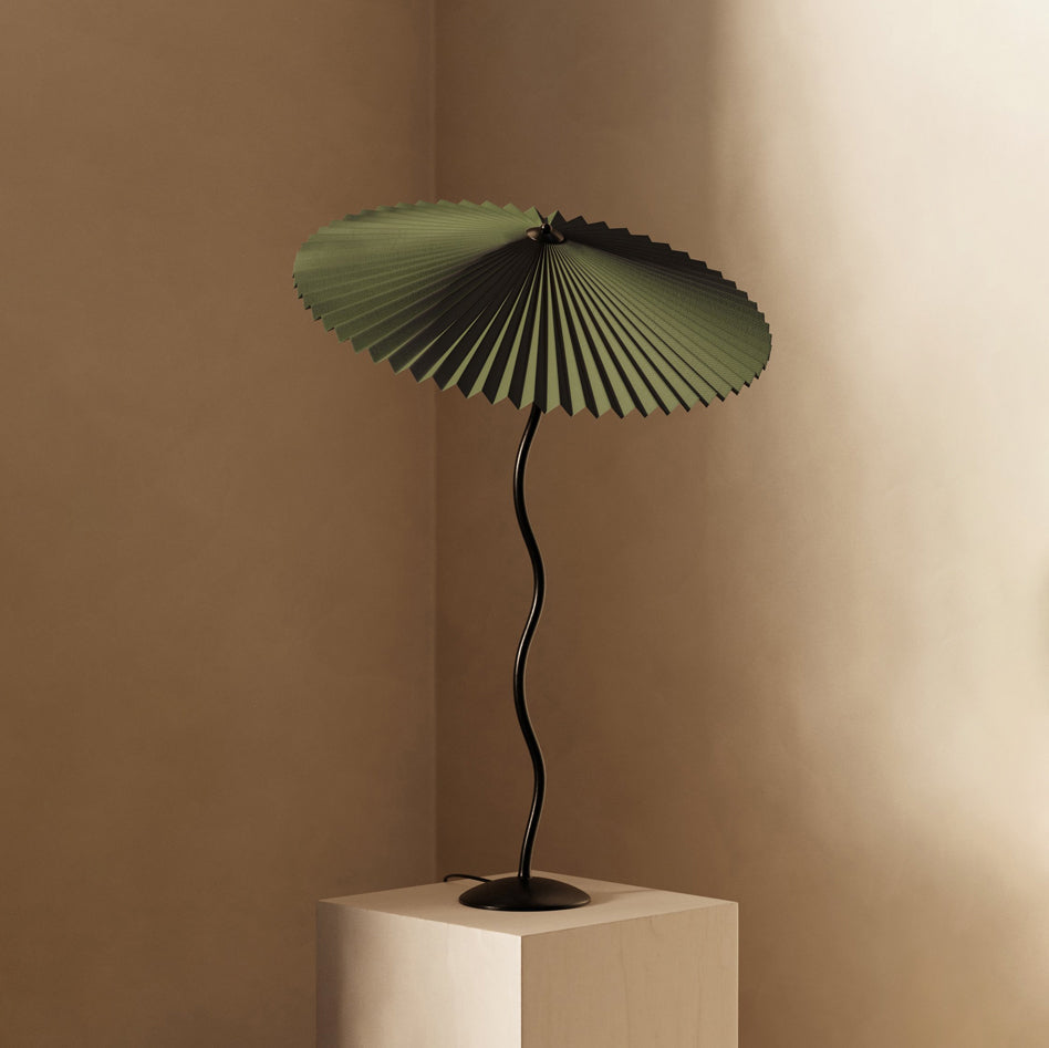 Squiggle Pleated Table Lamp