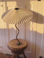 Squiggle Pleated Table Lamp