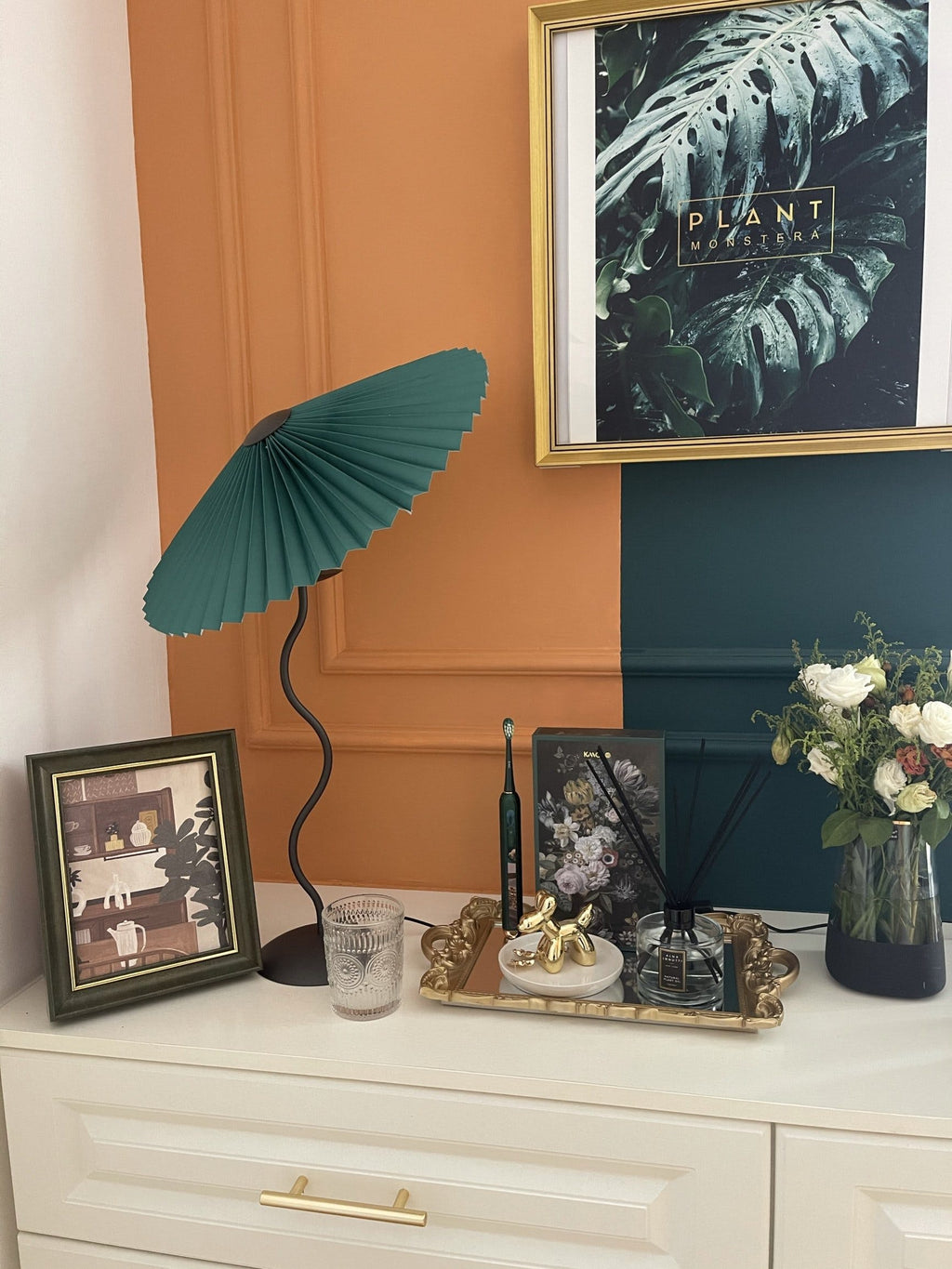 Squiggle Pleated Table Lamp