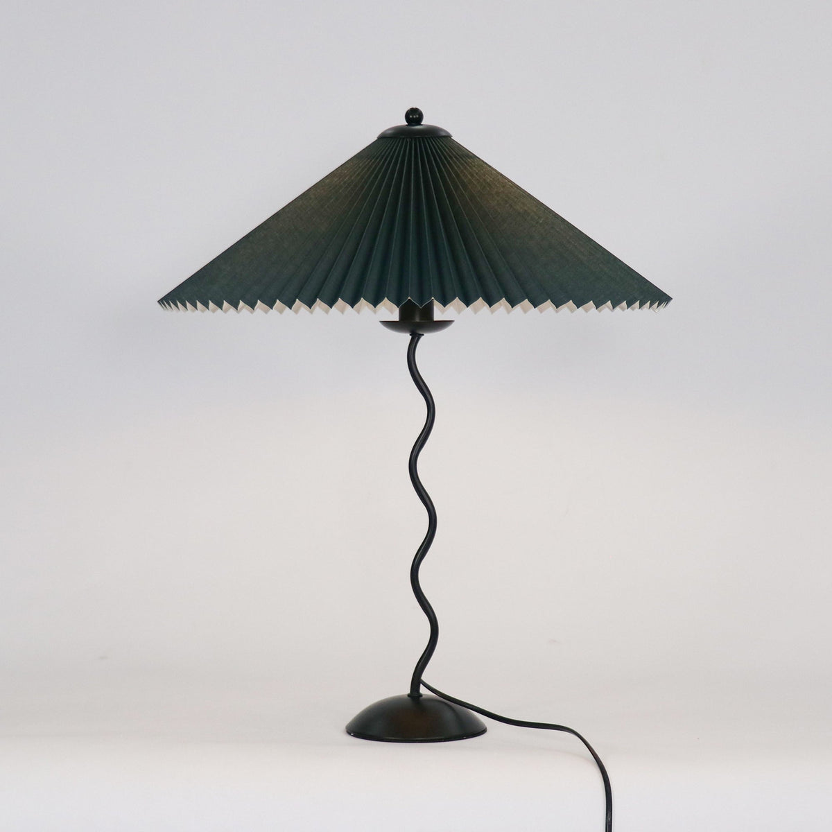 Squiggle Pleated Table Lamp