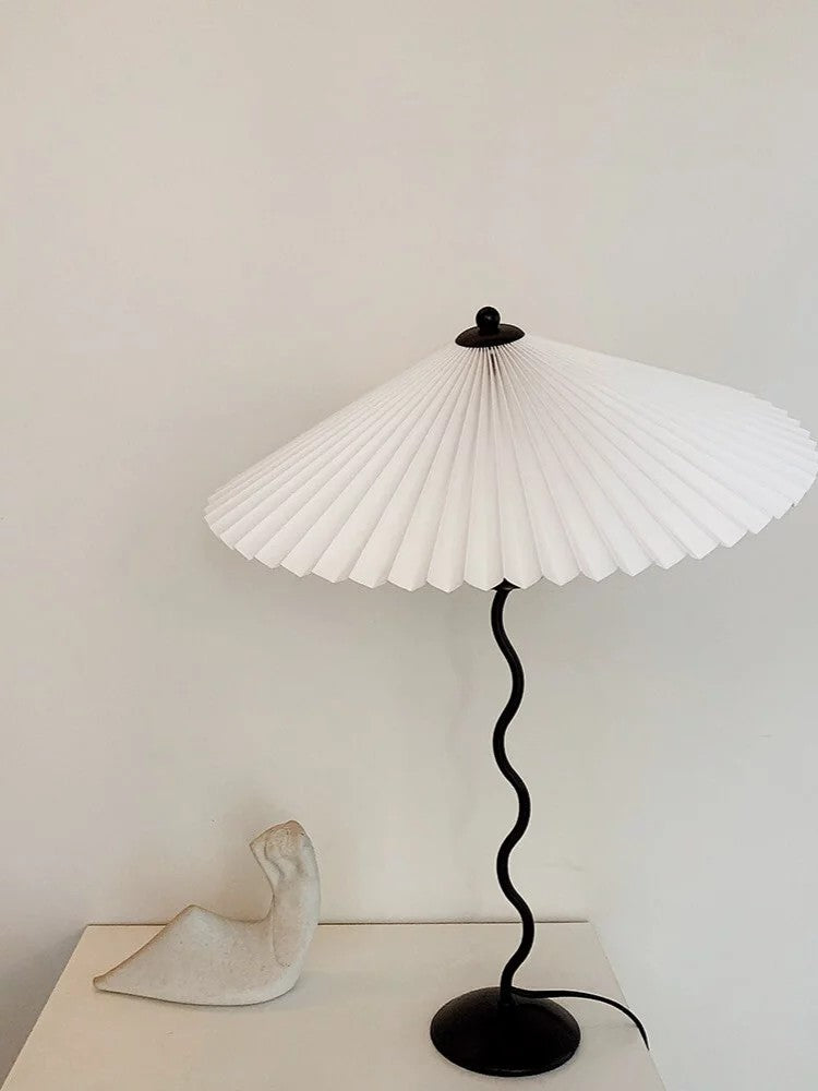 Squiggle Pleated Table Lamp