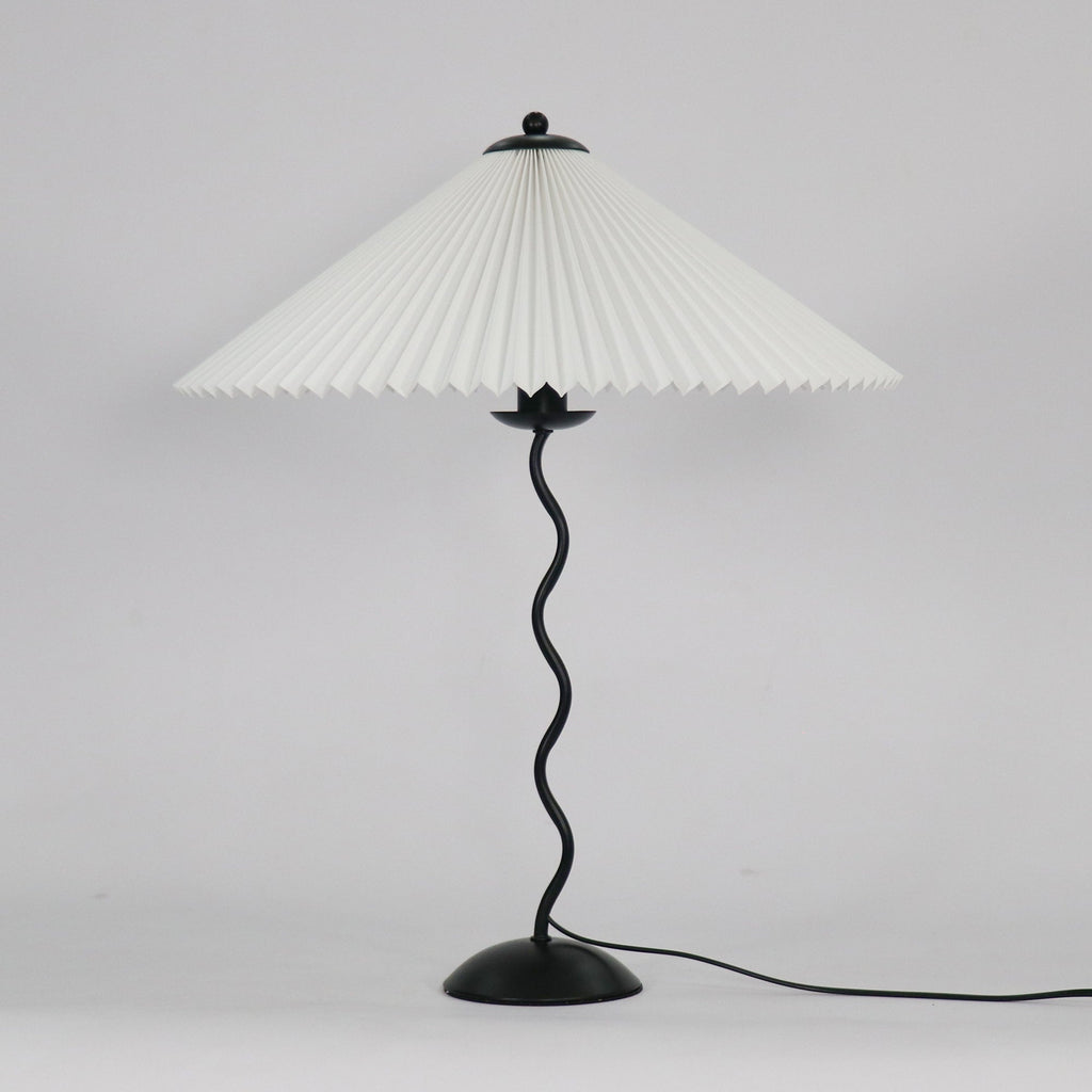 Squiggle Pleated Table Lamp