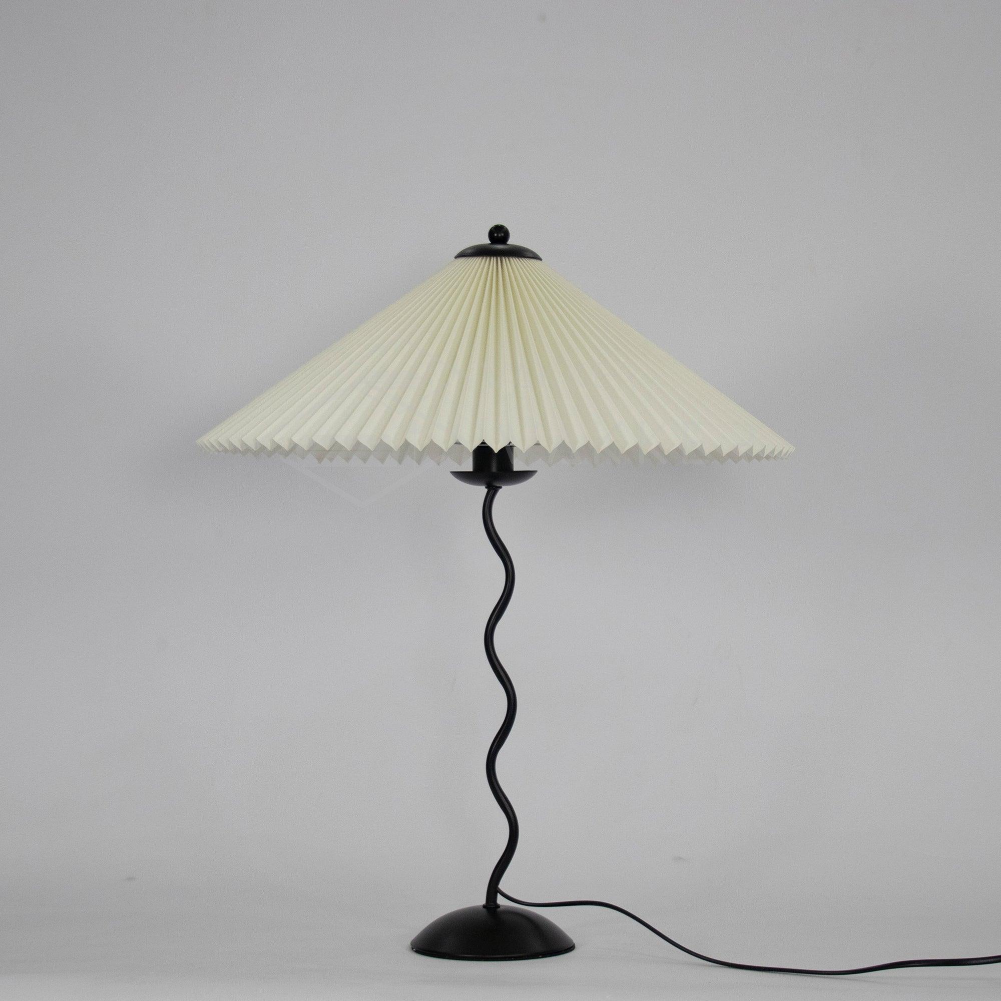 Squiggle Pleated Table Lamp