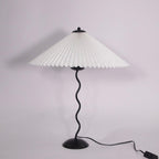 Squiggle Pleated Table Lamp