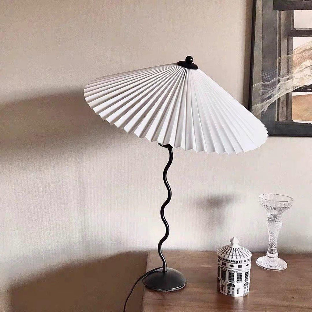 Squiggle Pleated Table Lamp