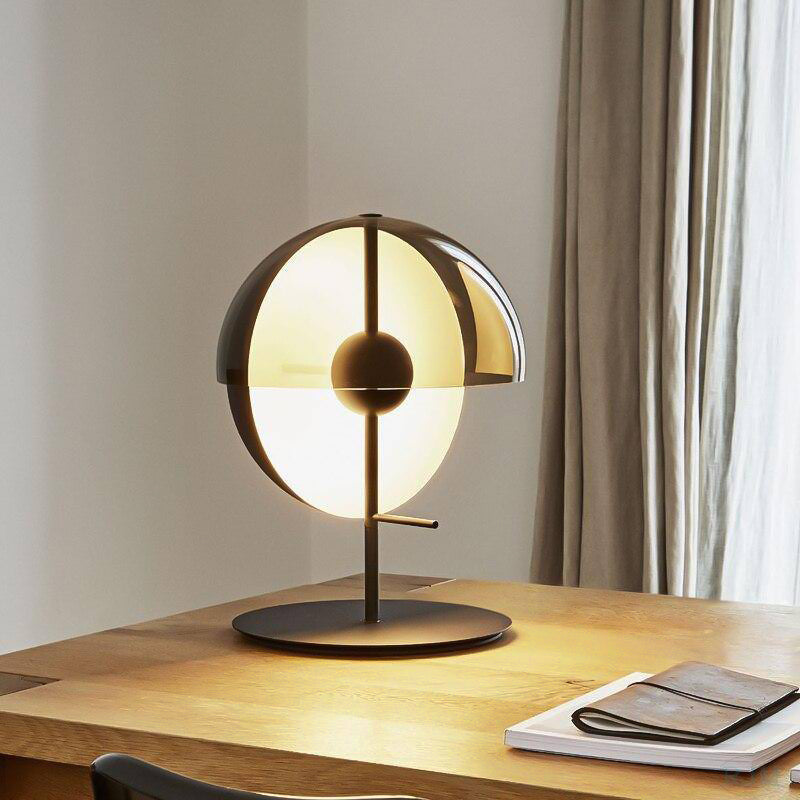 Theia Vintage Table Lamp