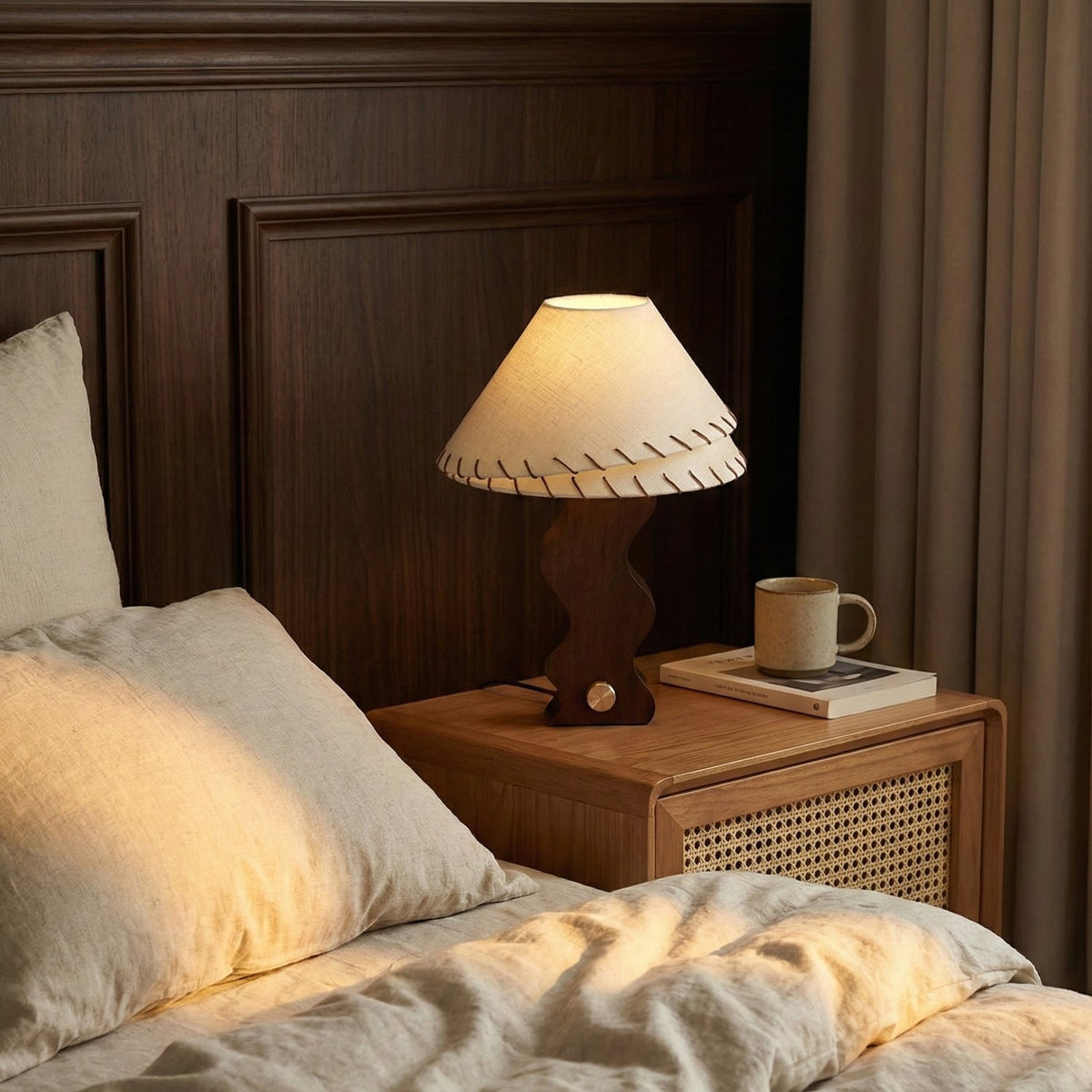 Zandro Table Lamp
