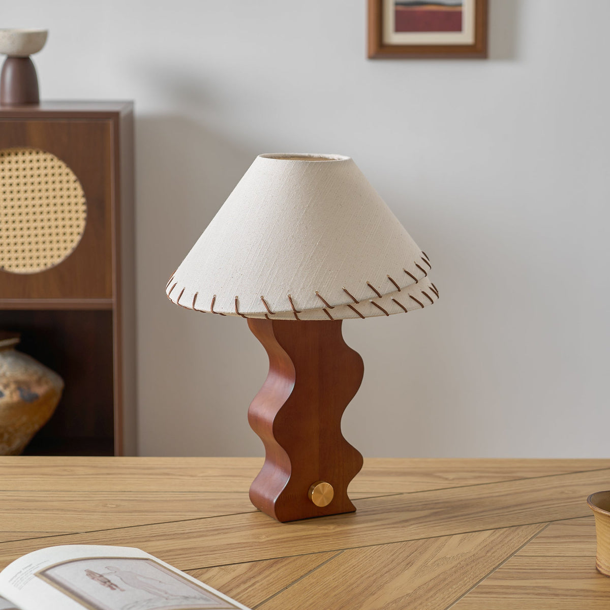 Zandro Table Lamp
