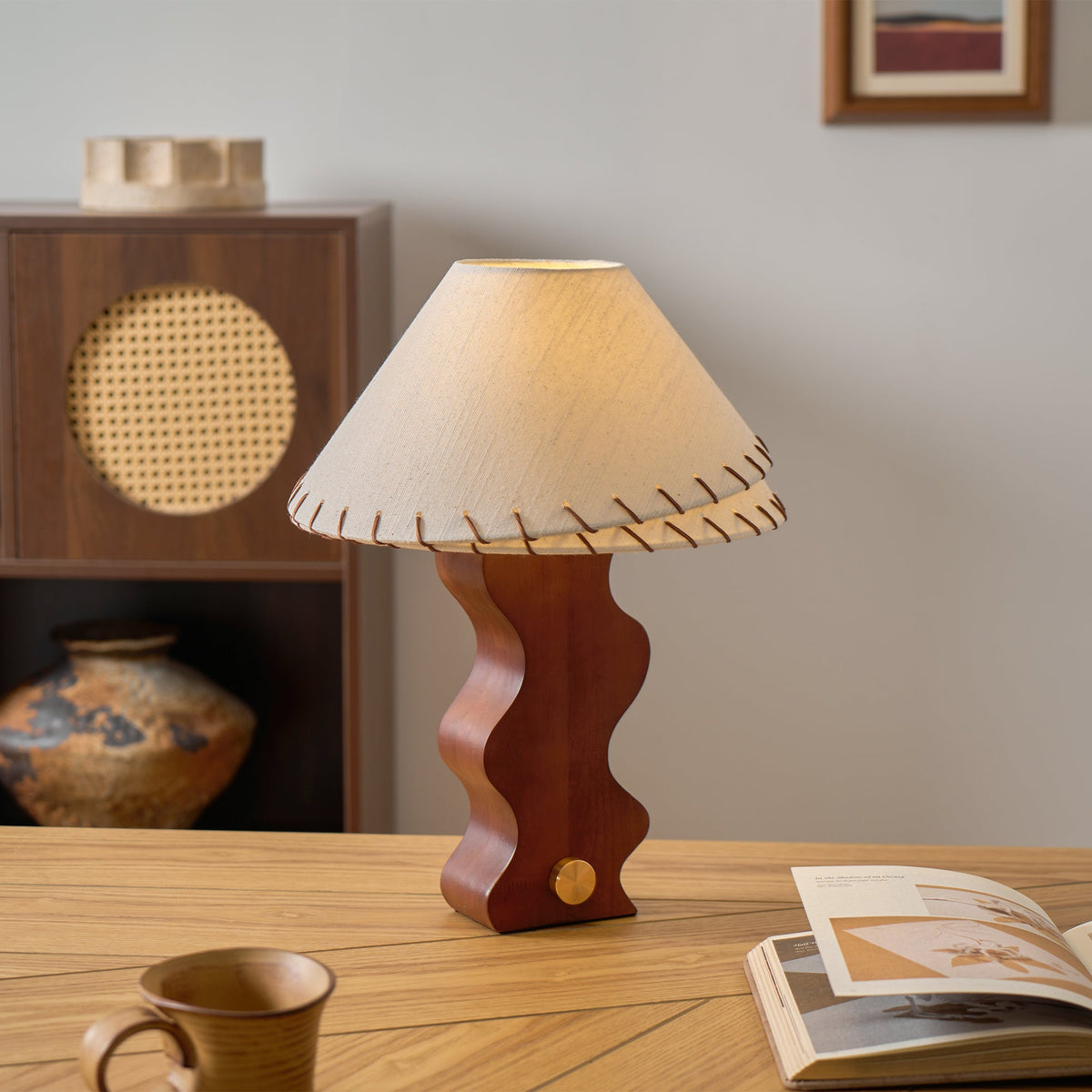 Zandro Table Lamp