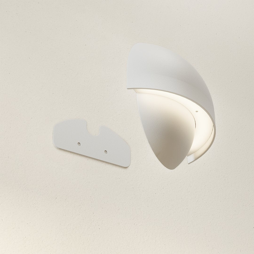 Orion Rechargeable LED Wall Light – Modern Aluminium Sconce with Cordless Design