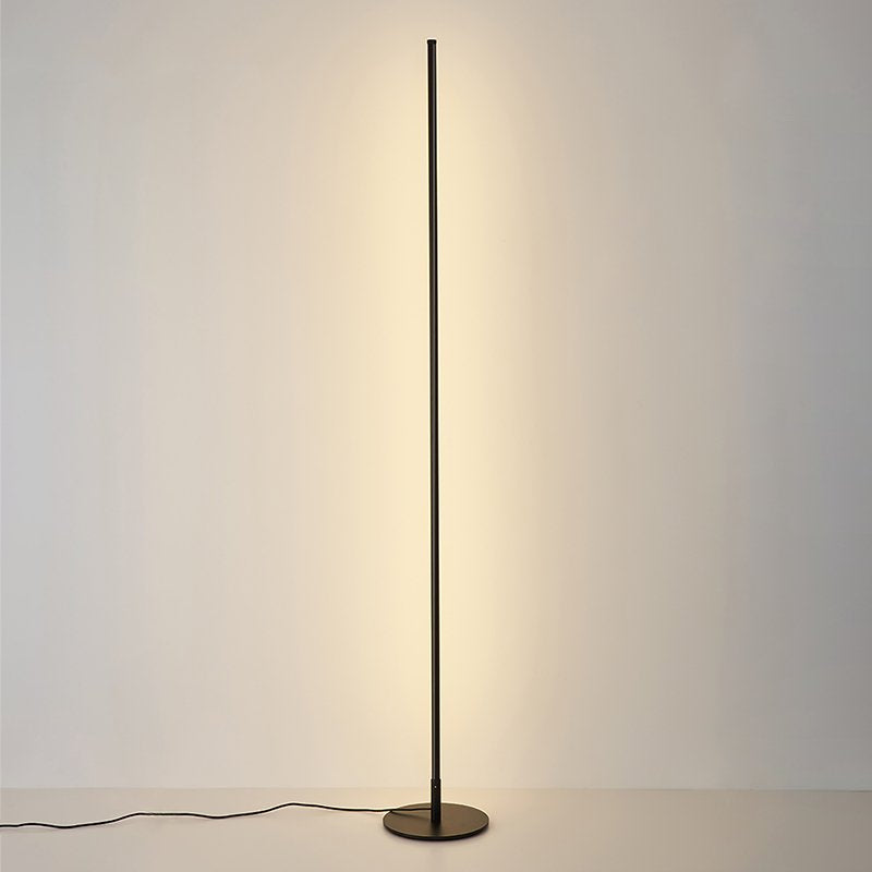 Selene Dimmable LED Floor Lamp – Elegant Aluminium Design with Adjustable Brightness