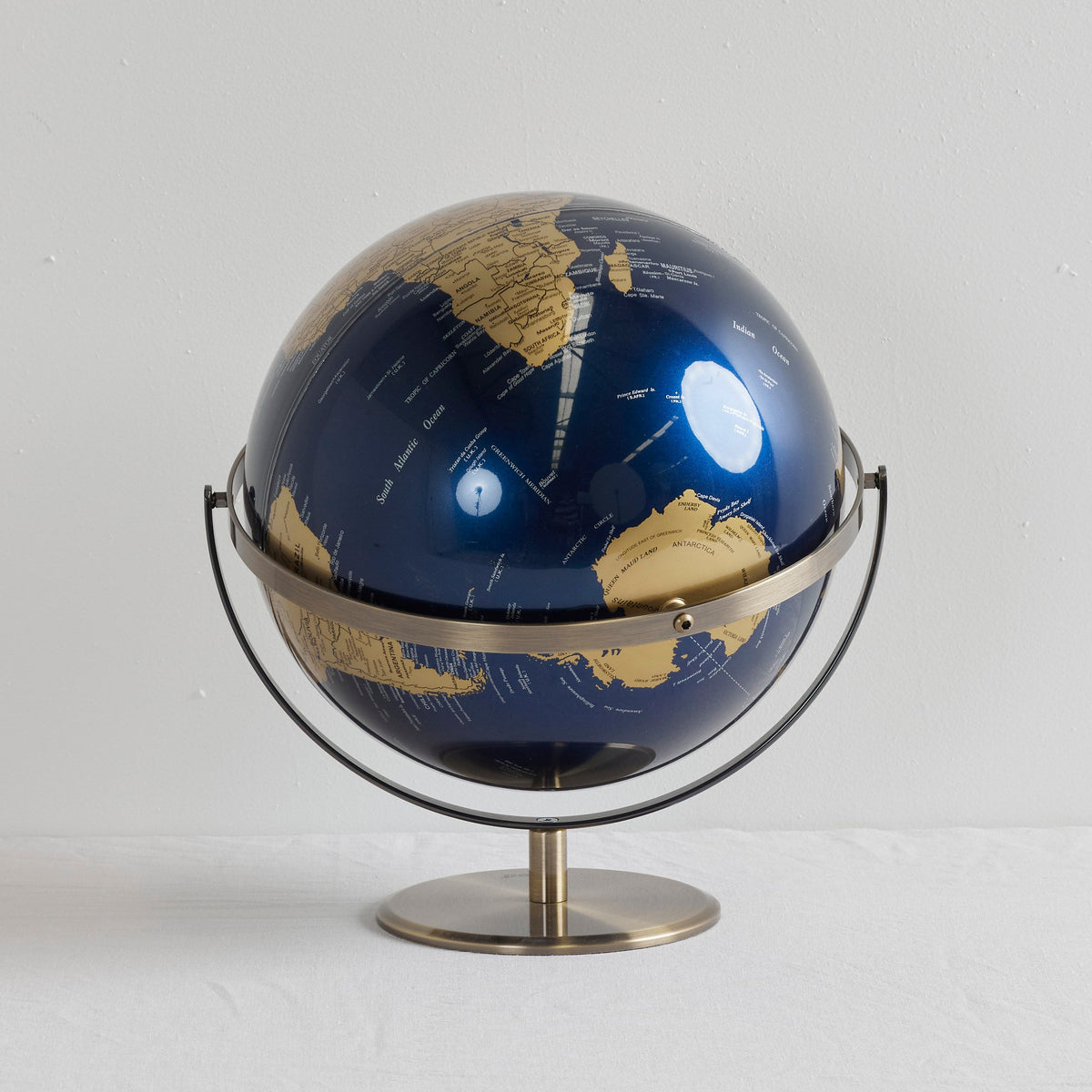 Terra Globe Decorative Object