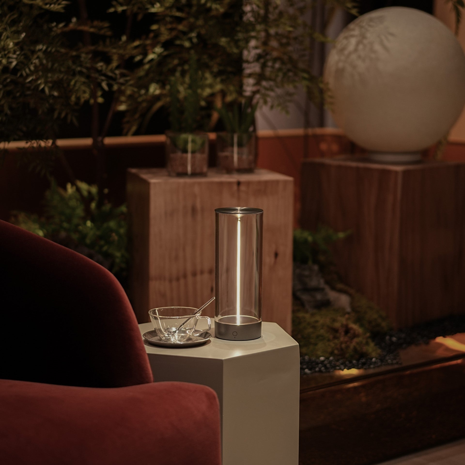 LumoBeam Spiral LED Table Lamp
